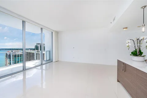 1060 Brickell Ave # 4203, Miami FL 33131