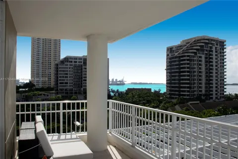 701 Brickell Key Blvd # 910, Miami FL 33131