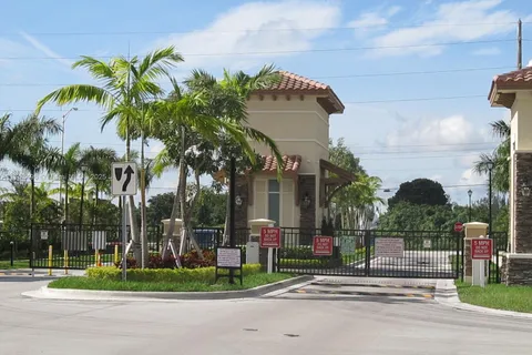 8854 W 35 AVE # 8854, Hialeah FL 33018