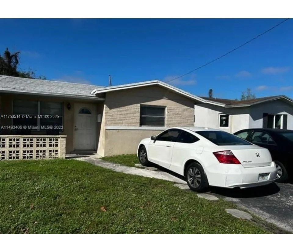 1145 NW 58th Ave, Lauderhill FL 33313