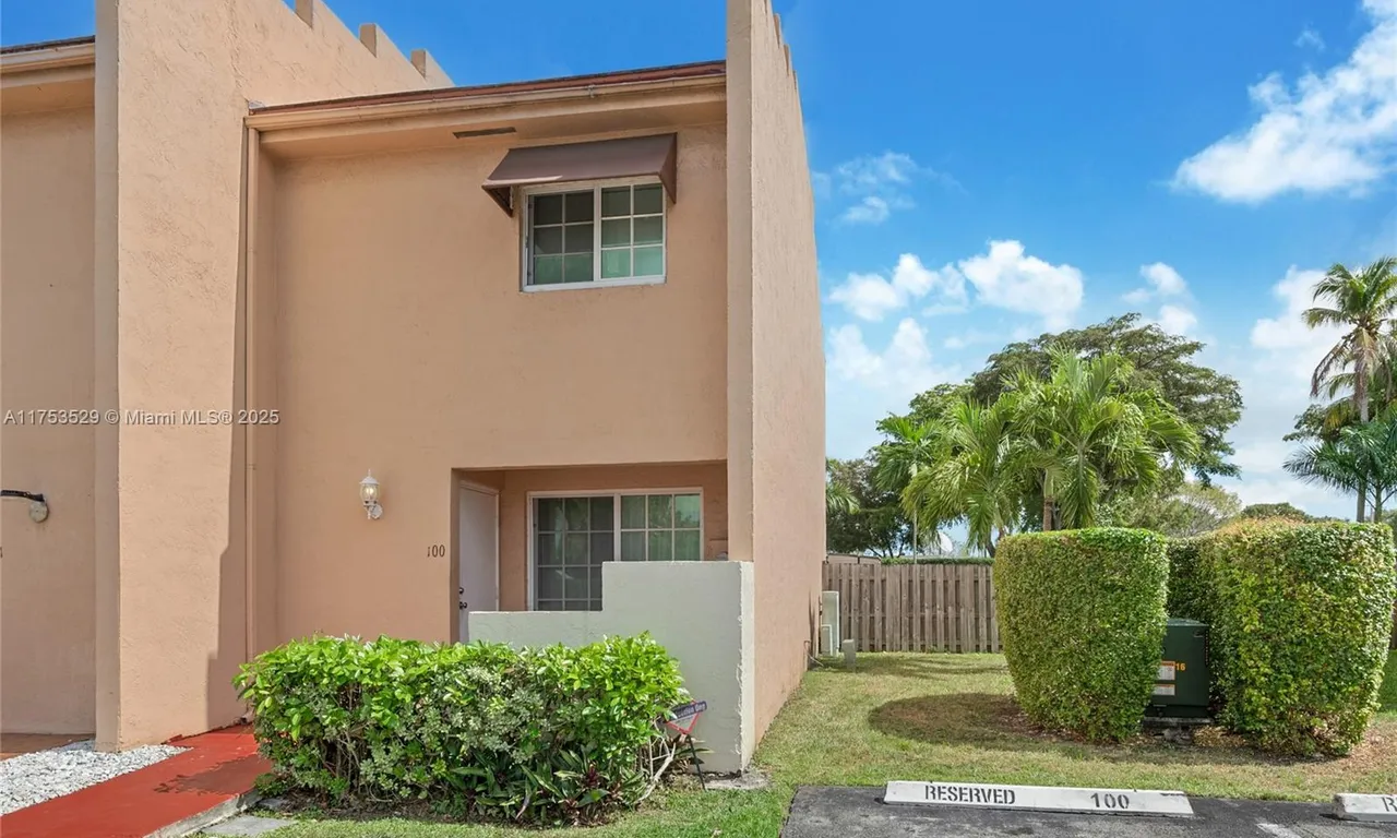 10395 SW 154th Cir Ct # 100, Miami FL 33196