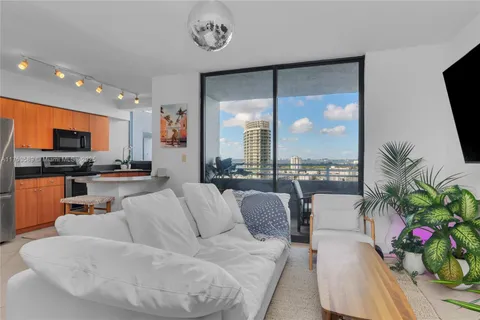 1330 West Ave # 2409, Miami Beach FL 33139