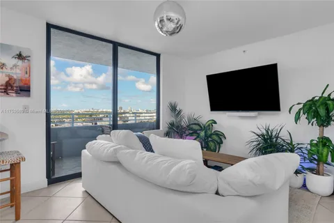 1330 West Ave # 2409, Miami Beach FL 33139