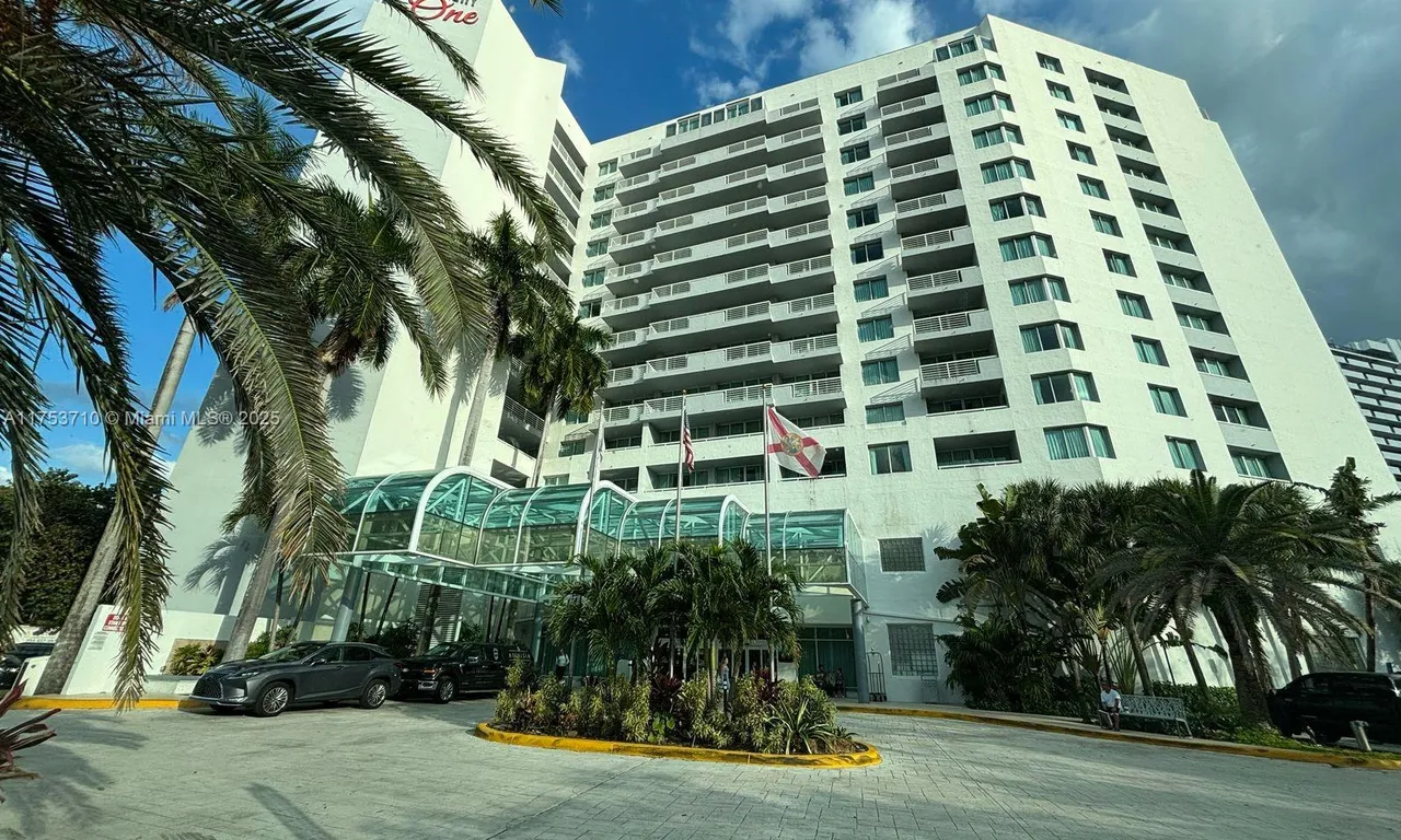 2670 E Sunrise Blvd # 302, Fort Lauderdale FL 33304