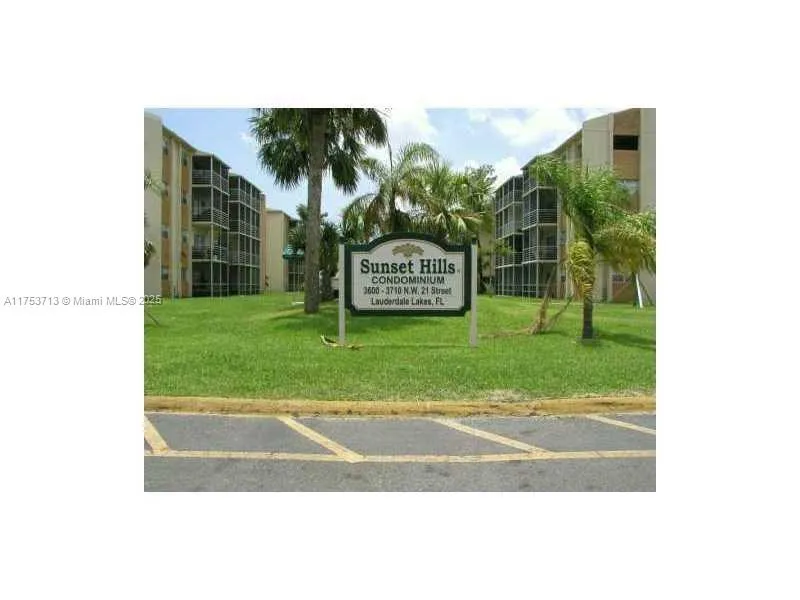 3610 NW 21st St # 407, Lauderdale Lakes FL 33311