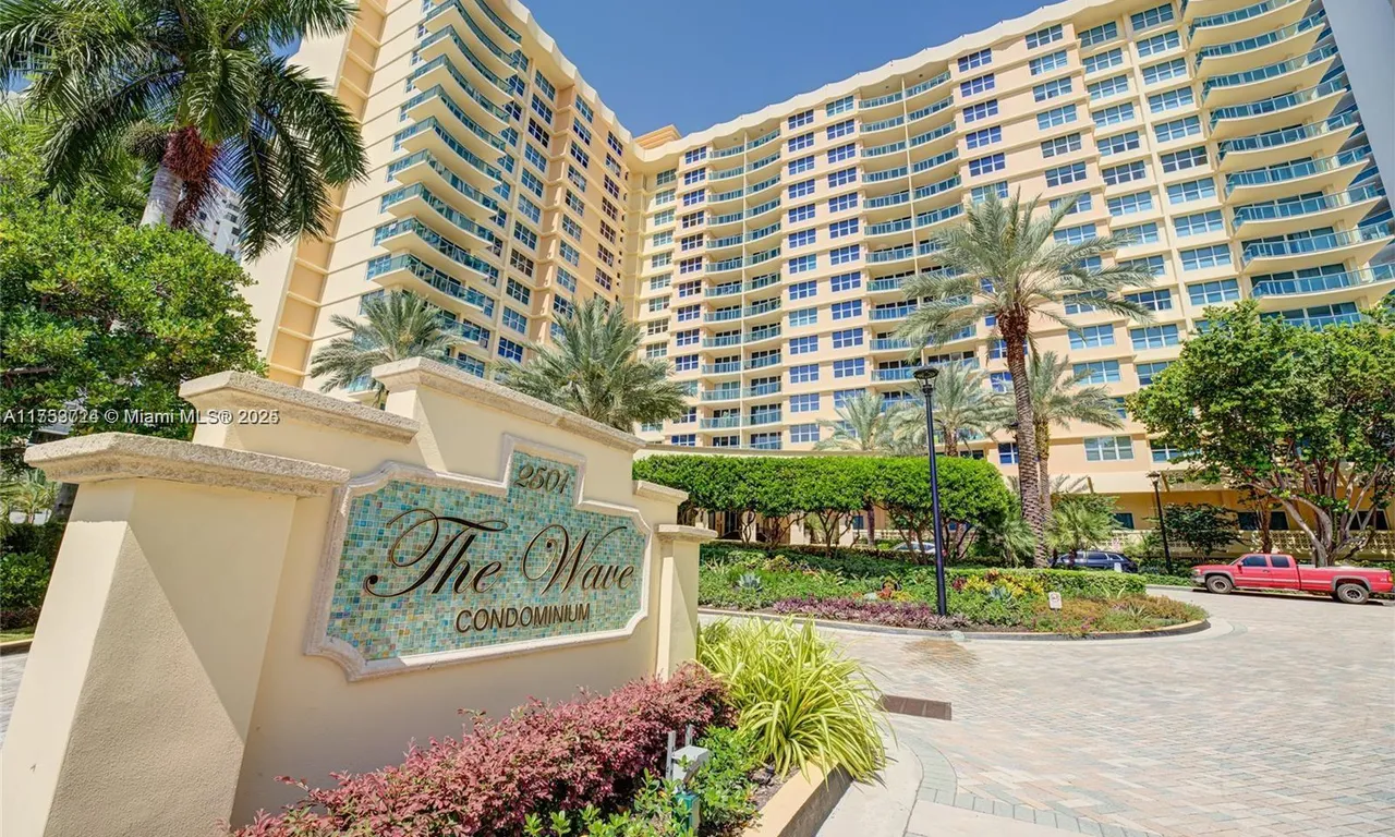 2501 S Ocean Dr Apt #834, Hollywood FL 33019