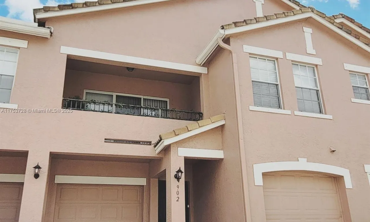 902 Belmont Pl, Boynton Beach FL 33436
