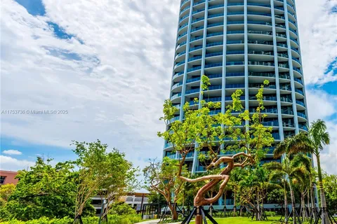 2831 S Bayshore Dr # 506, Miami FL 33133