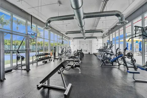 15051 Royal Oaks Ln # 103, North Miami FL 33181