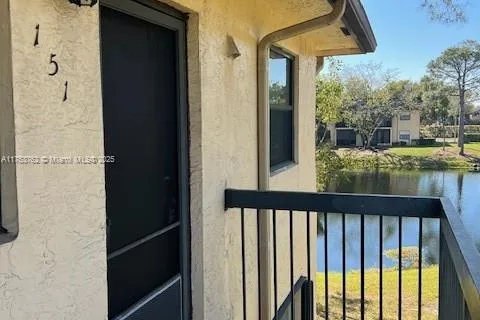 151 NW 93rd Ave # 206, Pembroke Pines FL 33024