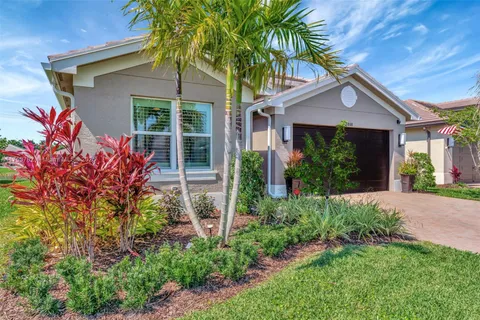 11808 SW Silverlake Falls Dr, Port St. Lucie FL 34987