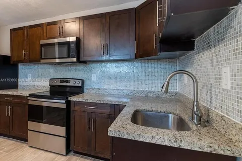 601 S Flagler Ave # 10, Homestead FL 33030