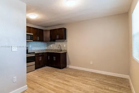 601 S Flagler Ave # 10, Homestead FL 33030
