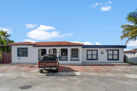 45 E 35th St, Hialeah FL 33013