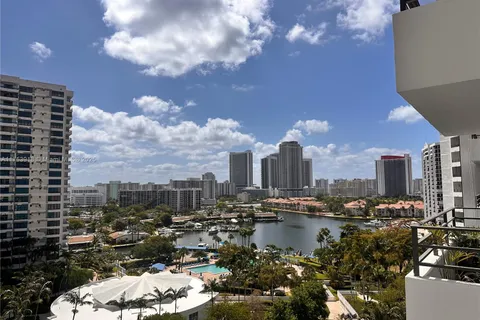 600 Three Islands Blvd # 1015, Hallandale Beach FL 33009