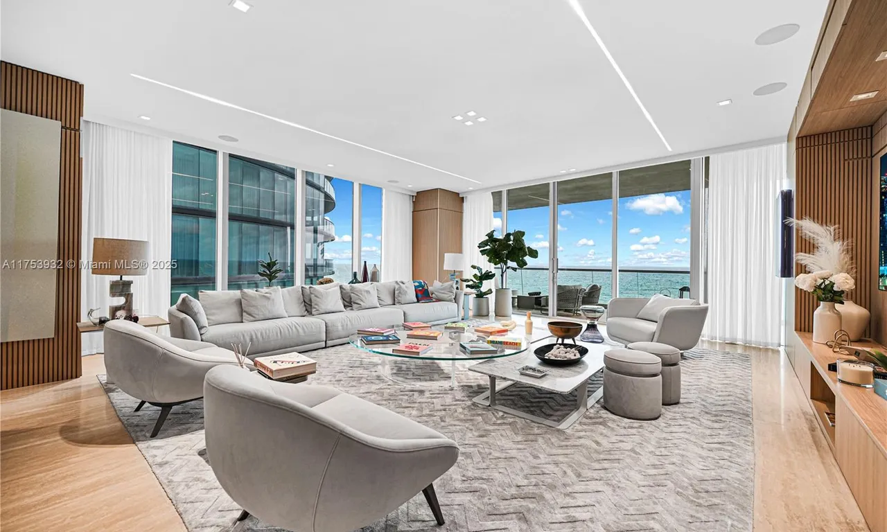 18501 Collins Ave # 701, Sunny Isles Beach FL 33160