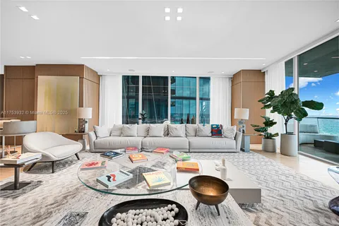 18501 Collins Ave # 701, Sunny Isles Beach FL 33160