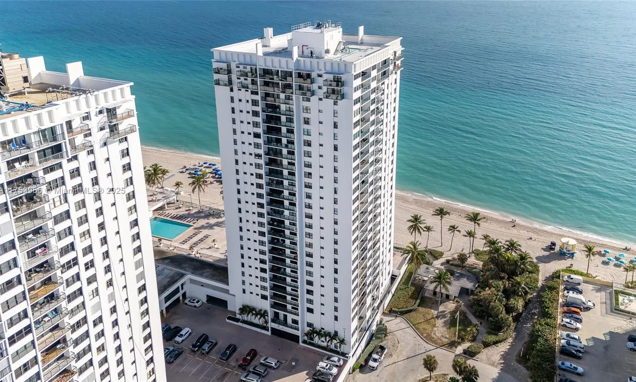 2301 S Ocean Dr # 1102, Hollywood FL 33019