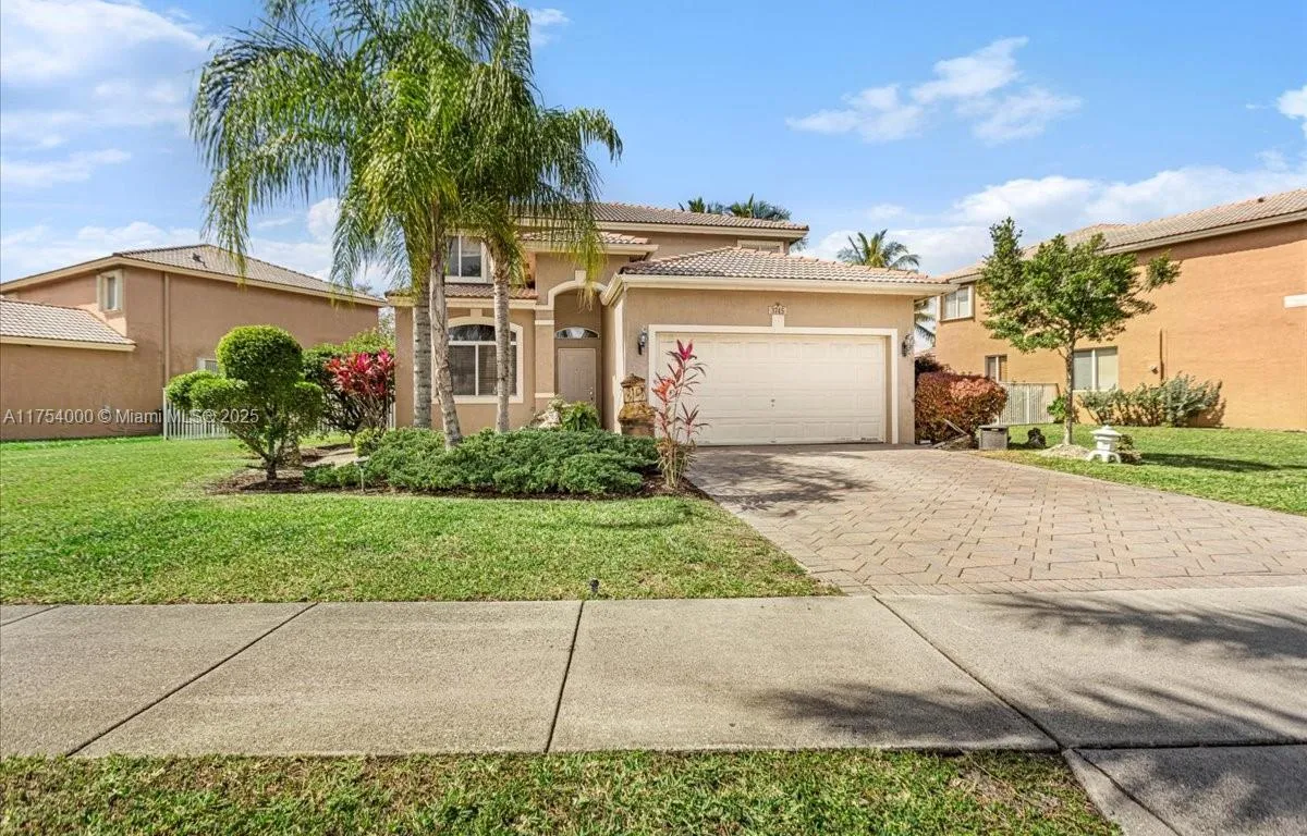 3745 Woodfield Ct, Coconut Creek FL 33073