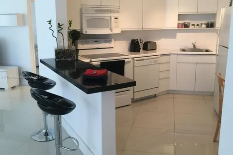 5161 Collins Ave # 604, Miami Beach FL 33140