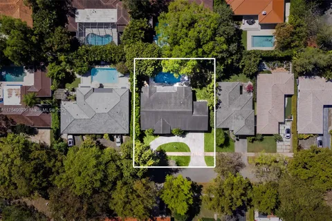 5530 Sardinia St, Coral Gables FL 33146