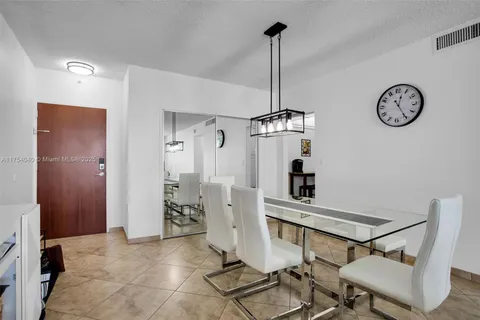 3901 S Ocean Dr # 8M, Hollywood FL 33019