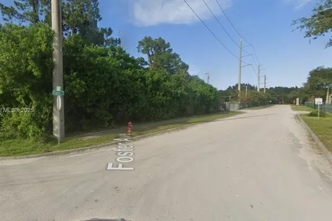 1702 Totten Rd, Fort Pierce FL 34947