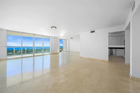 20201 E Country Club Dr # 1502, Aventura FL 33180