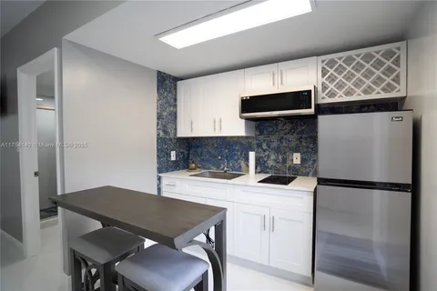 13941 SW 152nd Ct # B, Miami FL 33196