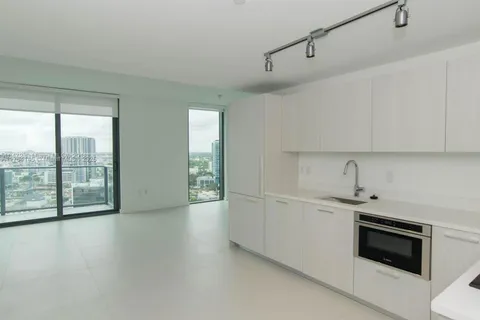 501 NE 31st St # 2009, Miami FL 33137