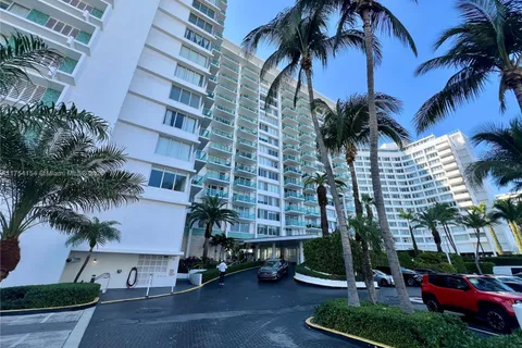 1000 West Ave # 908, Miami Beach FL 33139