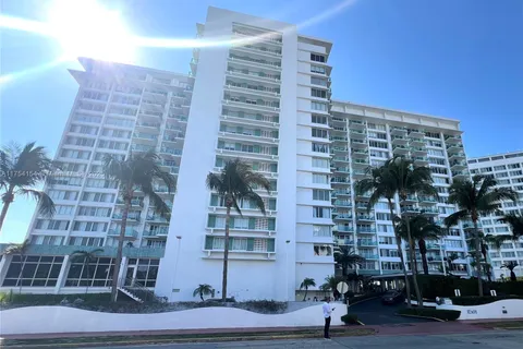 1000 West Ave # 908, Miami Beach FL 33139