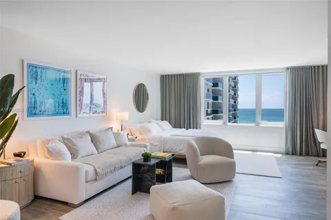 2301 Collins Ave # 742, Miami Beach FL 33139