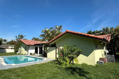13220 SW 84th Ave # 0, Pinecrest FL 33156