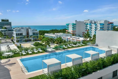 300 E Collins Ave # 2D, Miami Beach FL 33139