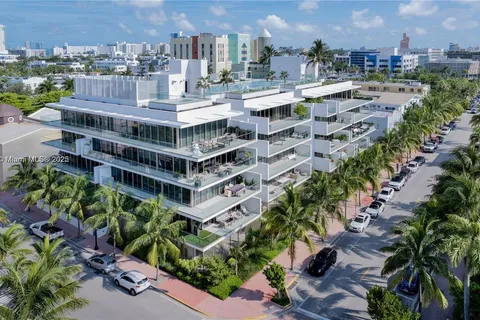 300 E Collins Ave # 2D, Miami Beach FL 33139