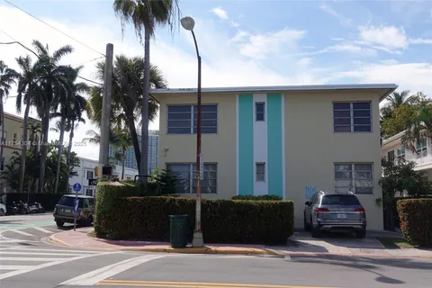 909 16th St # 8, Miami Beach FL 33139