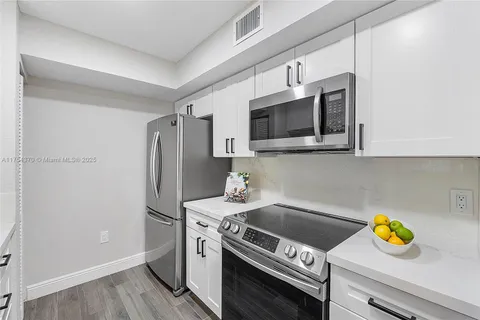 4852 N State Road 7 # 3305, Coconut Creek FL 33073
