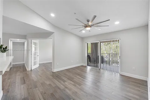 4852 N State Road 7 # 3305, Coconut Creek FL 33073