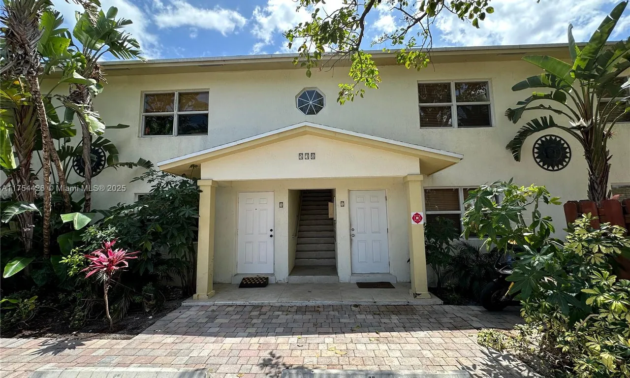 530 NE 15th Ct # 1, Fort Lauderdale FL 33304