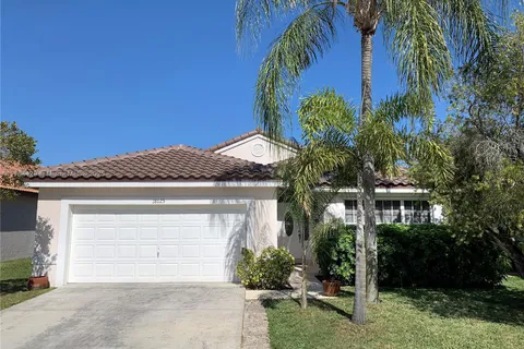 18025 SW 13th St, Pembroke Pines FL 33029