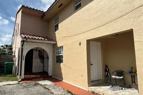 3806 SW 84th Ave, Miami FL 33155