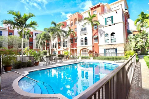 1033 NE 17th Way # 404, Fort Lauderdale FL 33304