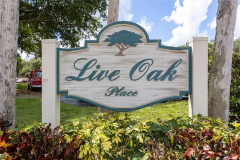 9410 Live Oak Pl # 208, Davie FL 33324