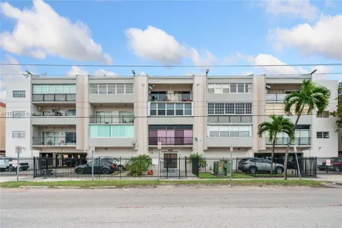 6125 W 20th Ave # 217, Hialeah FL 33012