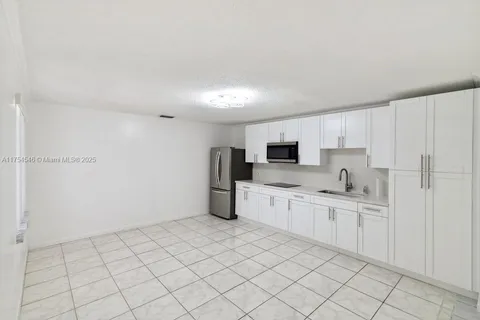 7794 NW 14th Ct, Miami FL 33147