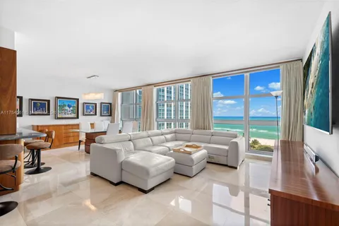 5055 Collins Ave # 8H, Miami Beach FL 33140