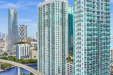 31 SE 5th St # 1406, Miami FL 33131