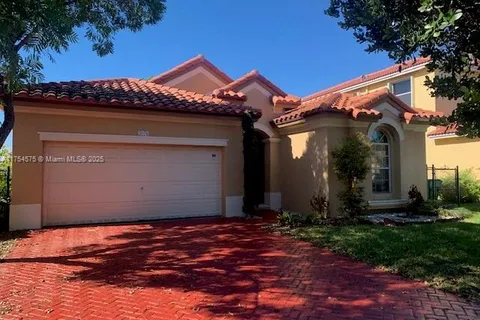 5076 SW 137th Ter, Miramar FL 33027