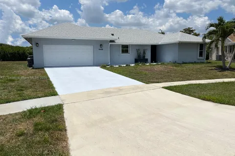 6455 Hitchin Post Way, Delray Beach FL 33484